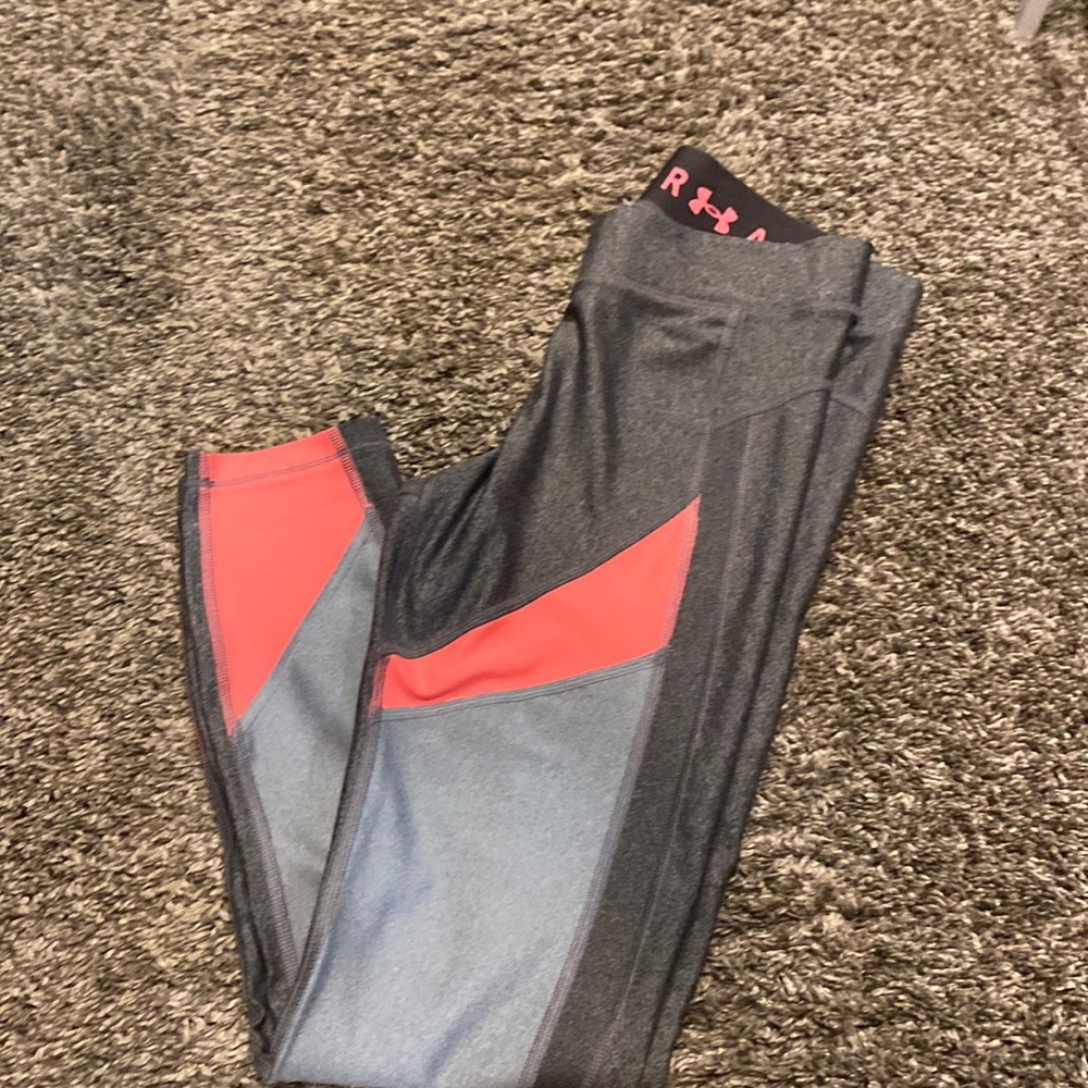 UnderArmour yoga pants